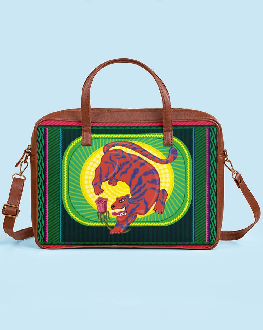 UBG-LAP-RT15-VLTN-OL6-22003-Front