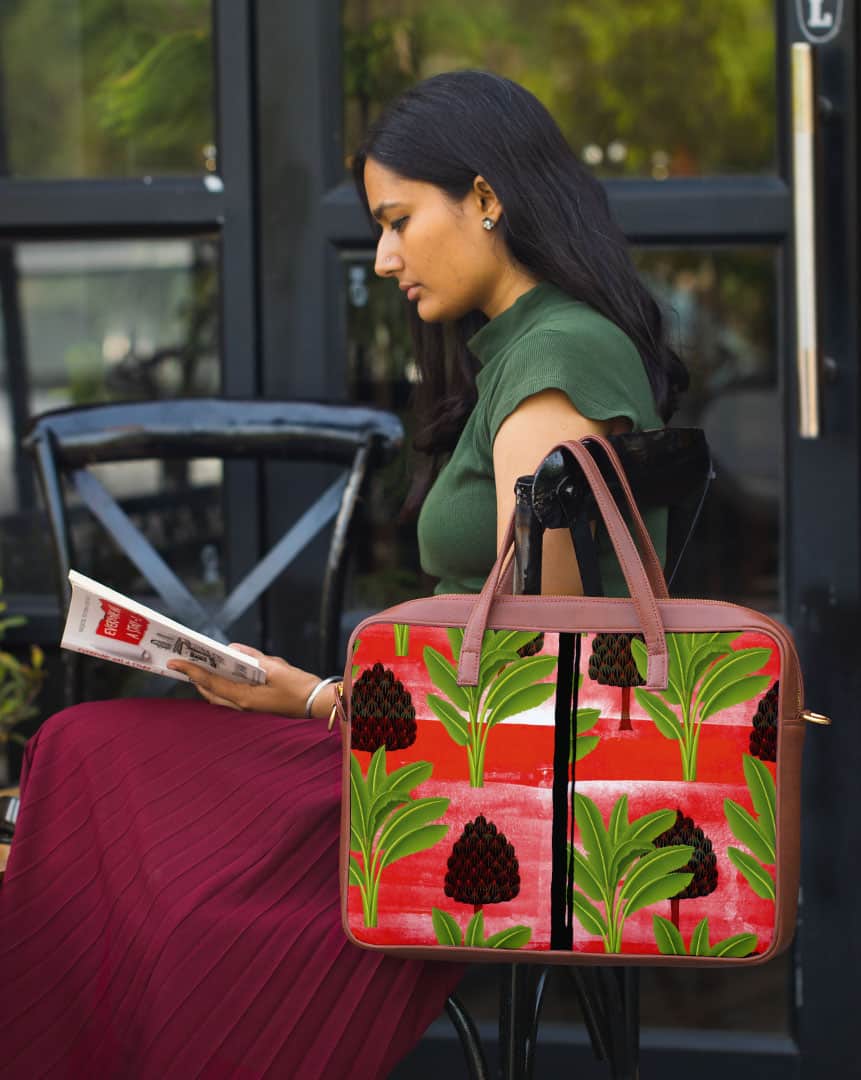 UBG-LAP-RT15-VLTN-DU6-21004-Model2