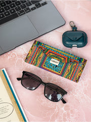 Glasses Holder | Tradition in Motion ( Modern Madhubani )