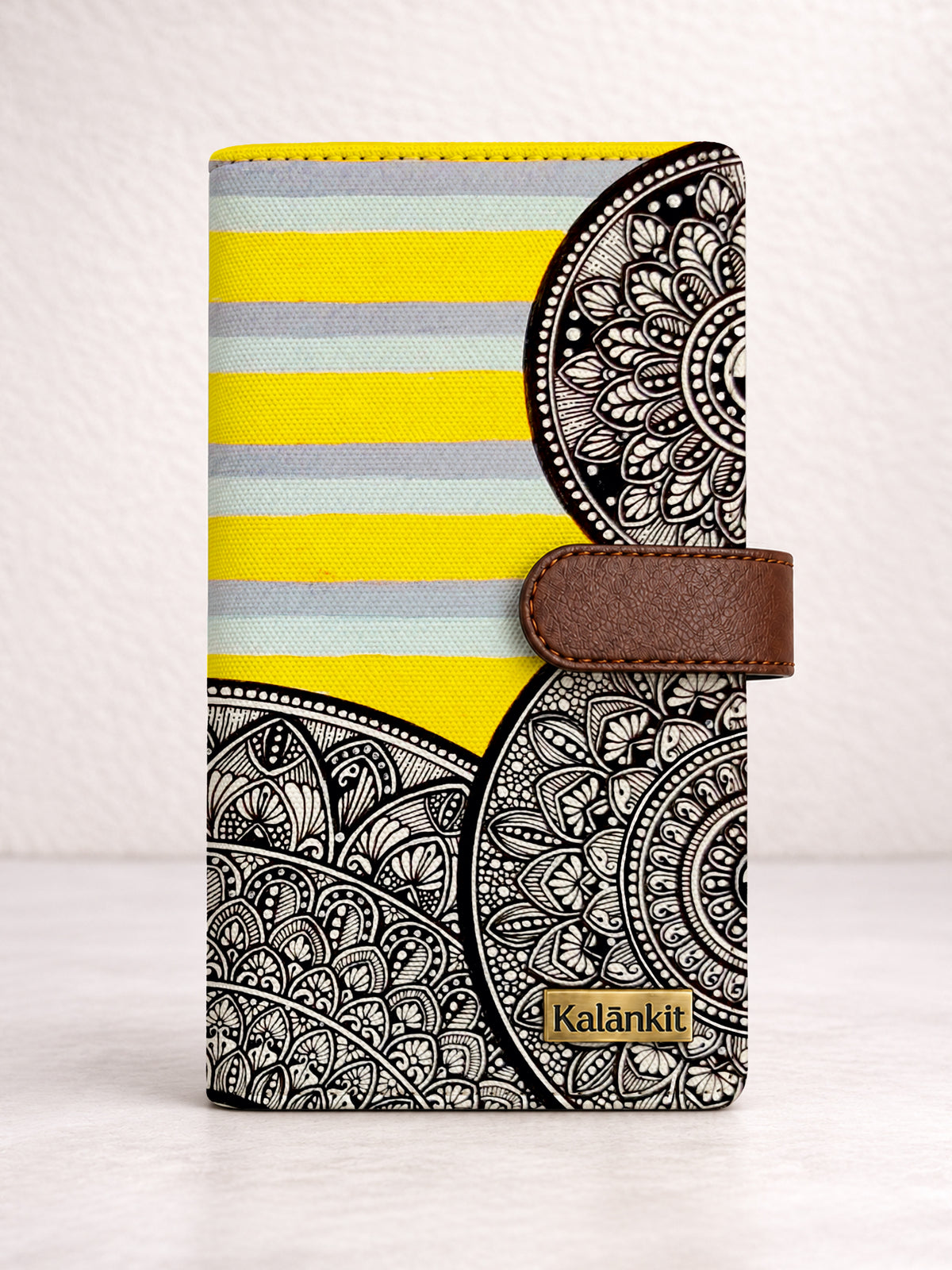 Travel Wallet | Layered Light