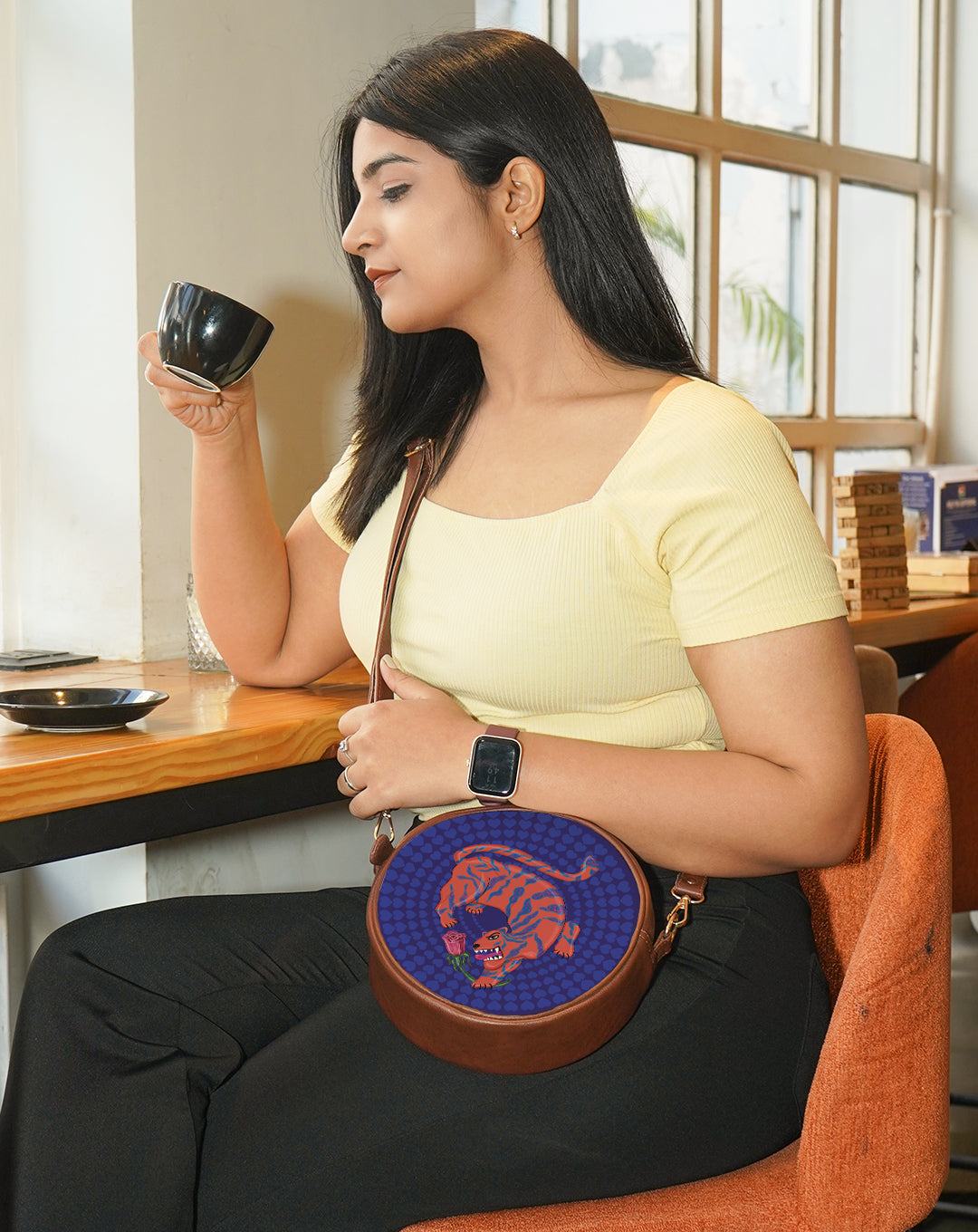 Round Shoulder Bag | I Aroar You - Blue